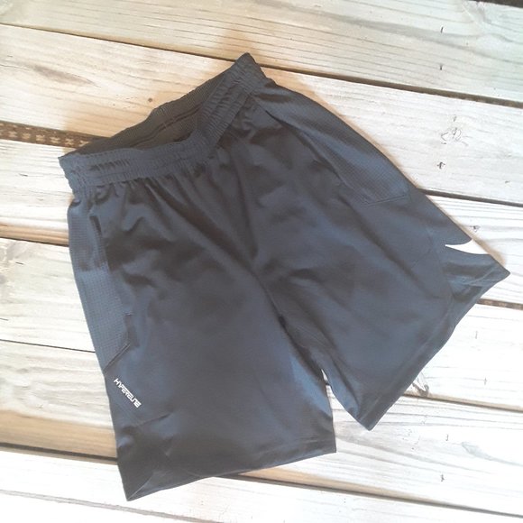 Nike Other - Like New Nike hyperlink black short